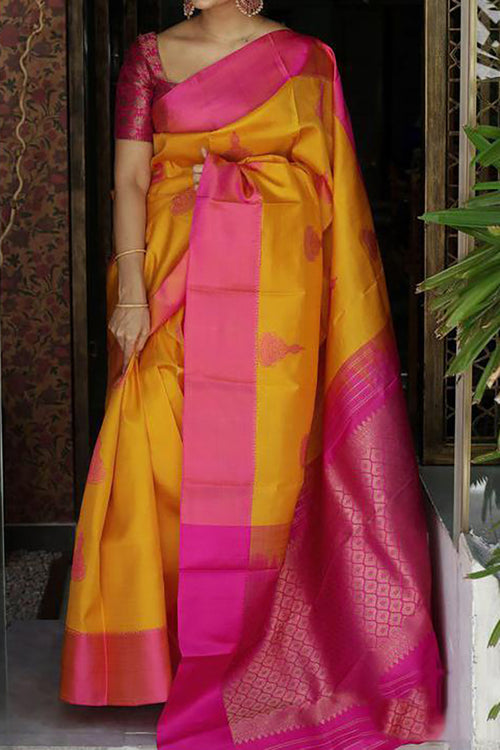 Alluring Loved Banarasi Saree for Women