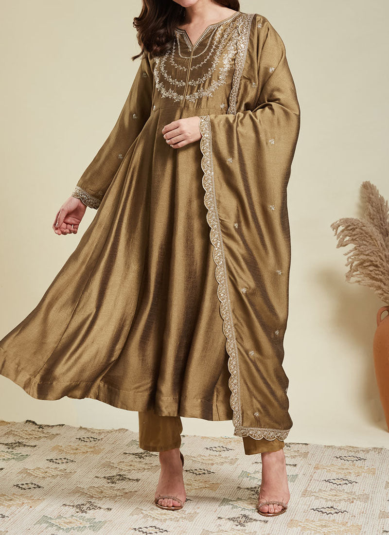 Fancy Look Beautiful Suit Set for Women's