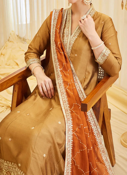 Attractive Soft Beautiful Suit Set for Women's