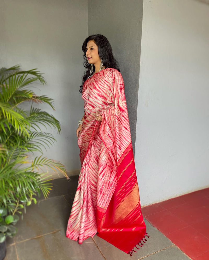 Pink Soft Classic Banarasi Zari Weaving Silk Saree